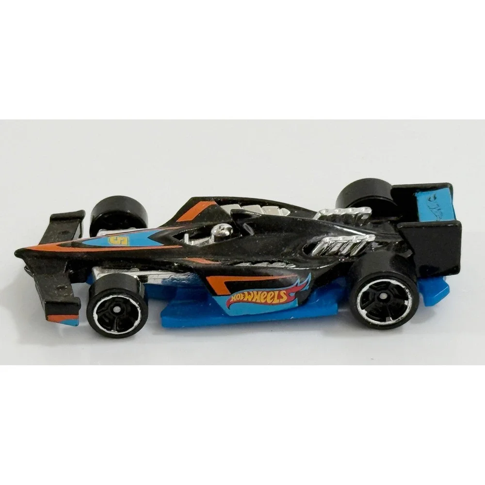 Hot Wheels Winning Formula Toy Car Kids 1:64 Black Blue Orange Race Car 2014